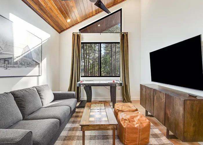 The Tree House Holiday home